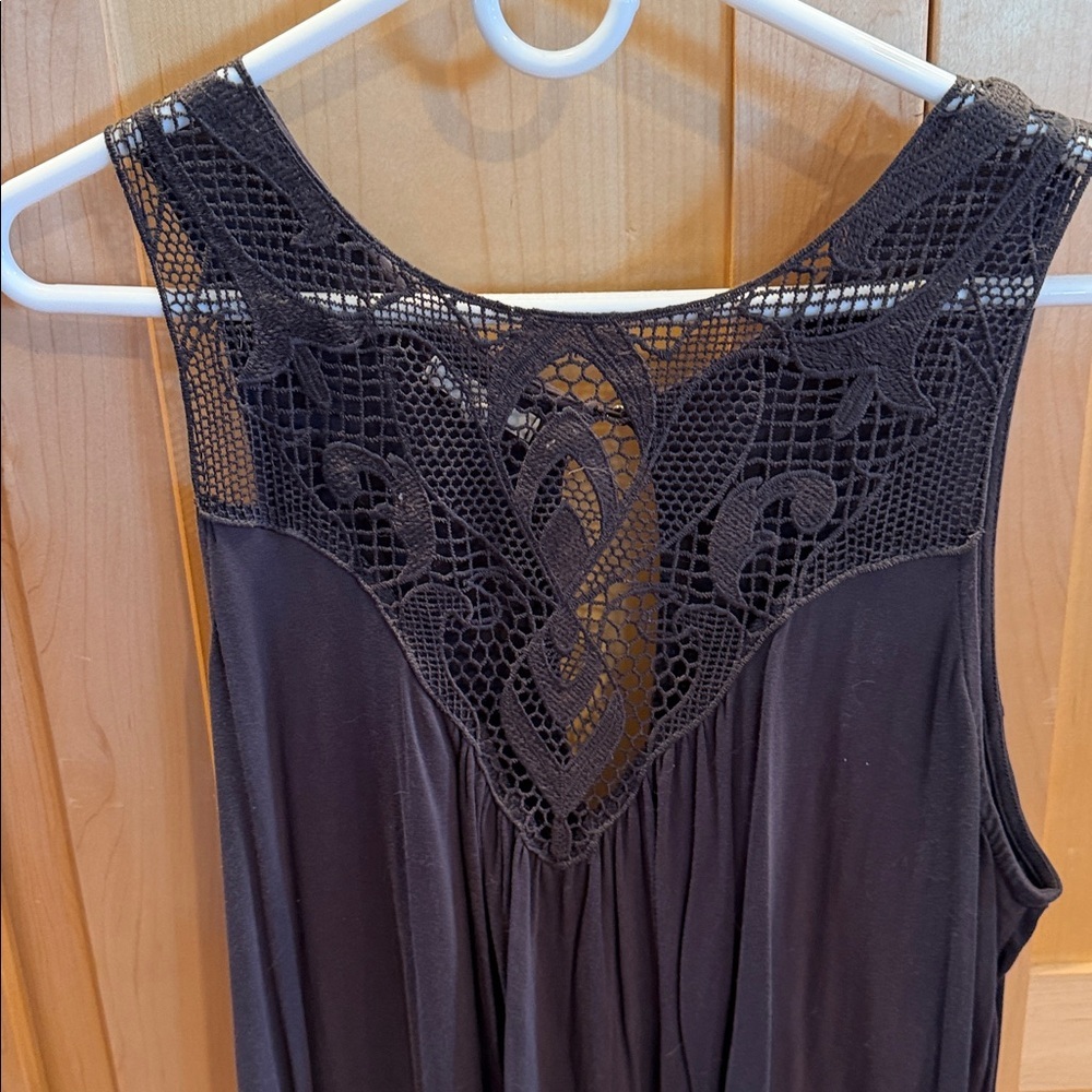 Maurice’s Dark Grey Lace Detail Women's Top XXl EUC - Picture 2 of 5